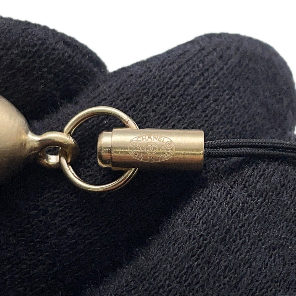 CHANEL Acorn motif keychainA30366 Gold Plated