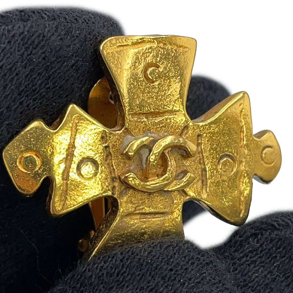 CHANEL CC Logo Cloth Earring Gold Metal