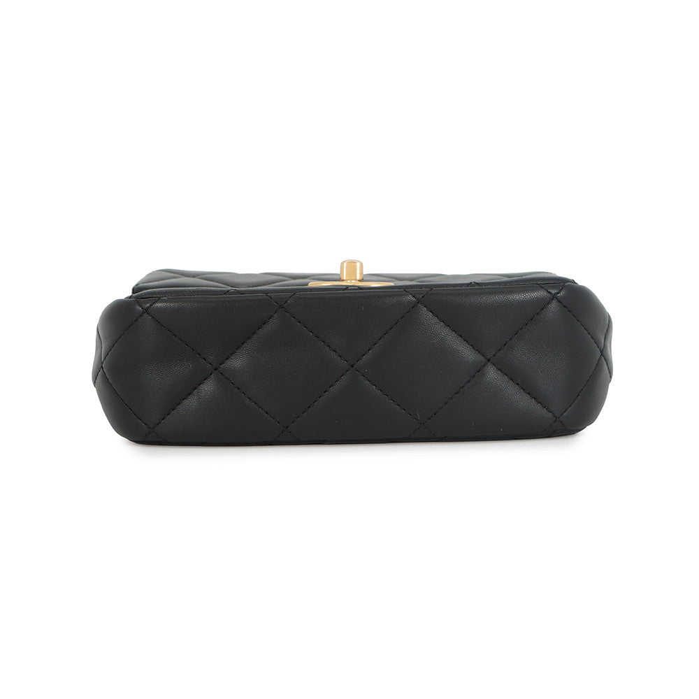 CHANEL Mini Matelasse Pearl Chainshoulder Bag BlackAS2855 Lambskin