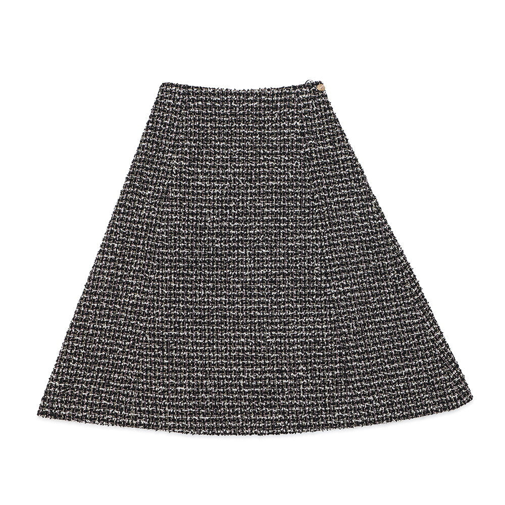 CHANEL Métiers d'Art Tweed Skirt Size 34 Black/MulticolorP71123 V62308 NC667 Polyamide 46%, Wool 41%, Polyester 6%, Viscose 5%, Acrylic 2%