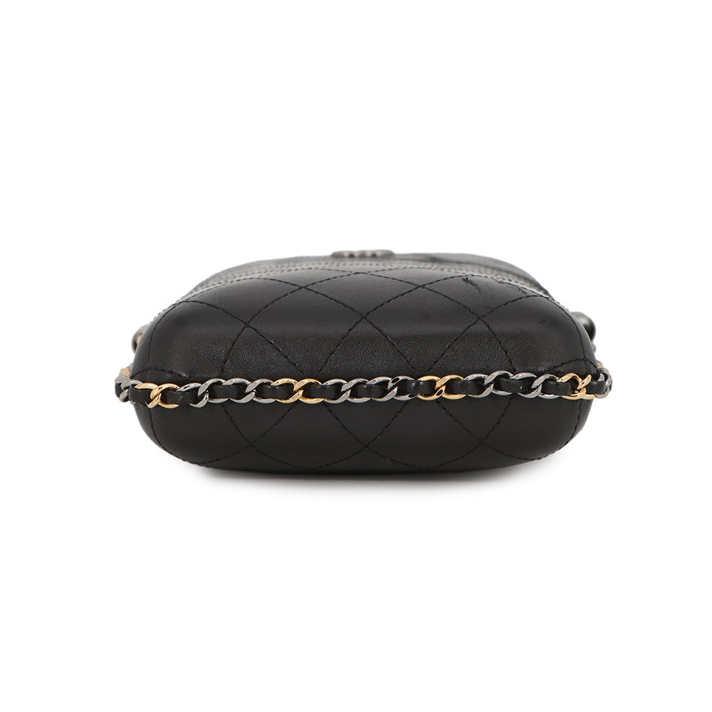 CHANEL Matelasse Chain Phone Case BlackA94471 Lambskin