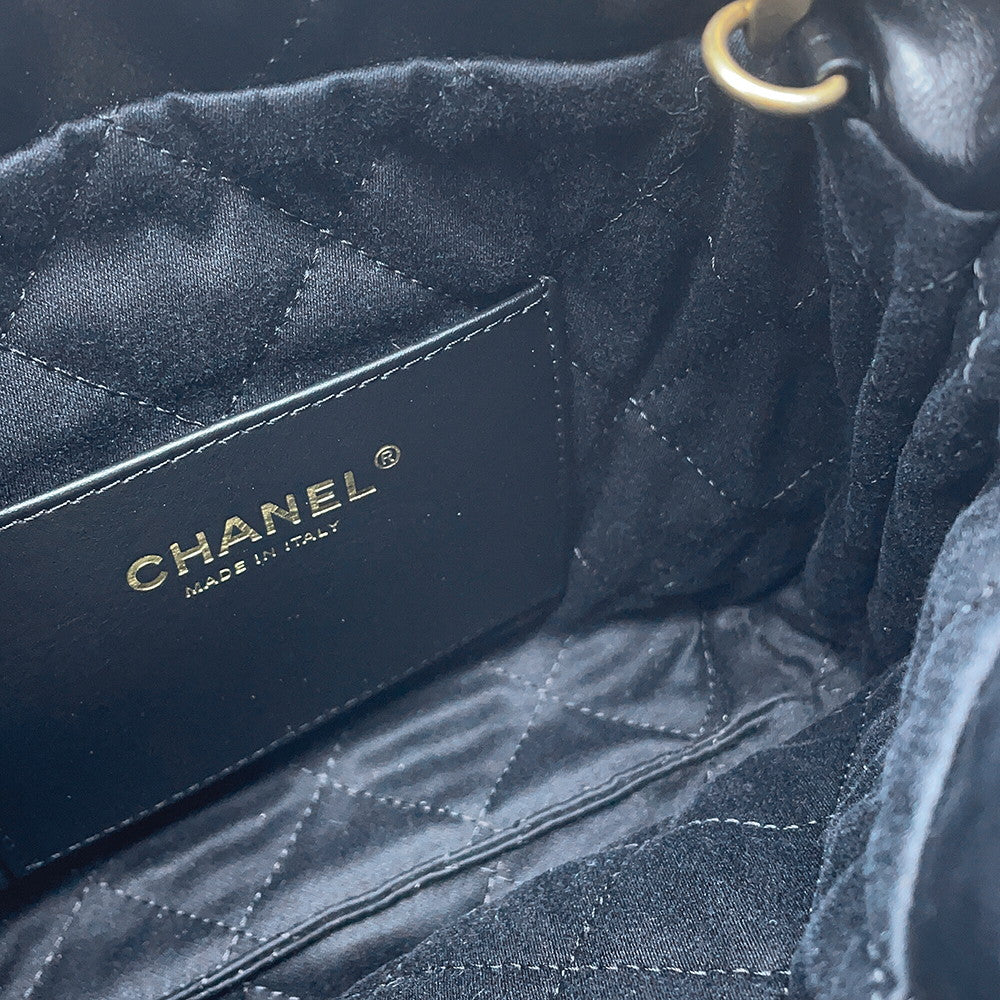 CHANEL CHANEL22 ChainBag BlackAS3980 shiny calf Size Mini