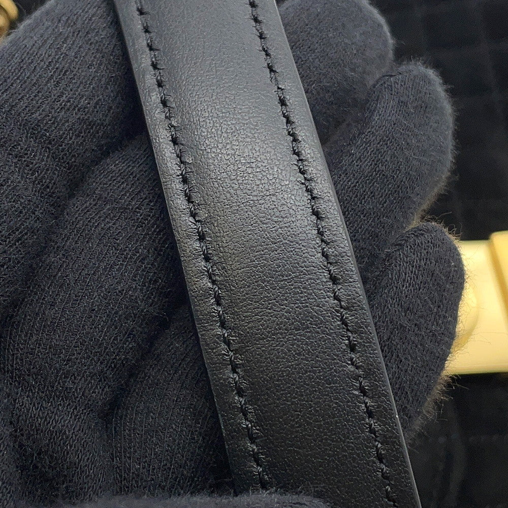 CELINE CMedium Shoulder Bag Black187253BJI.38NO suede