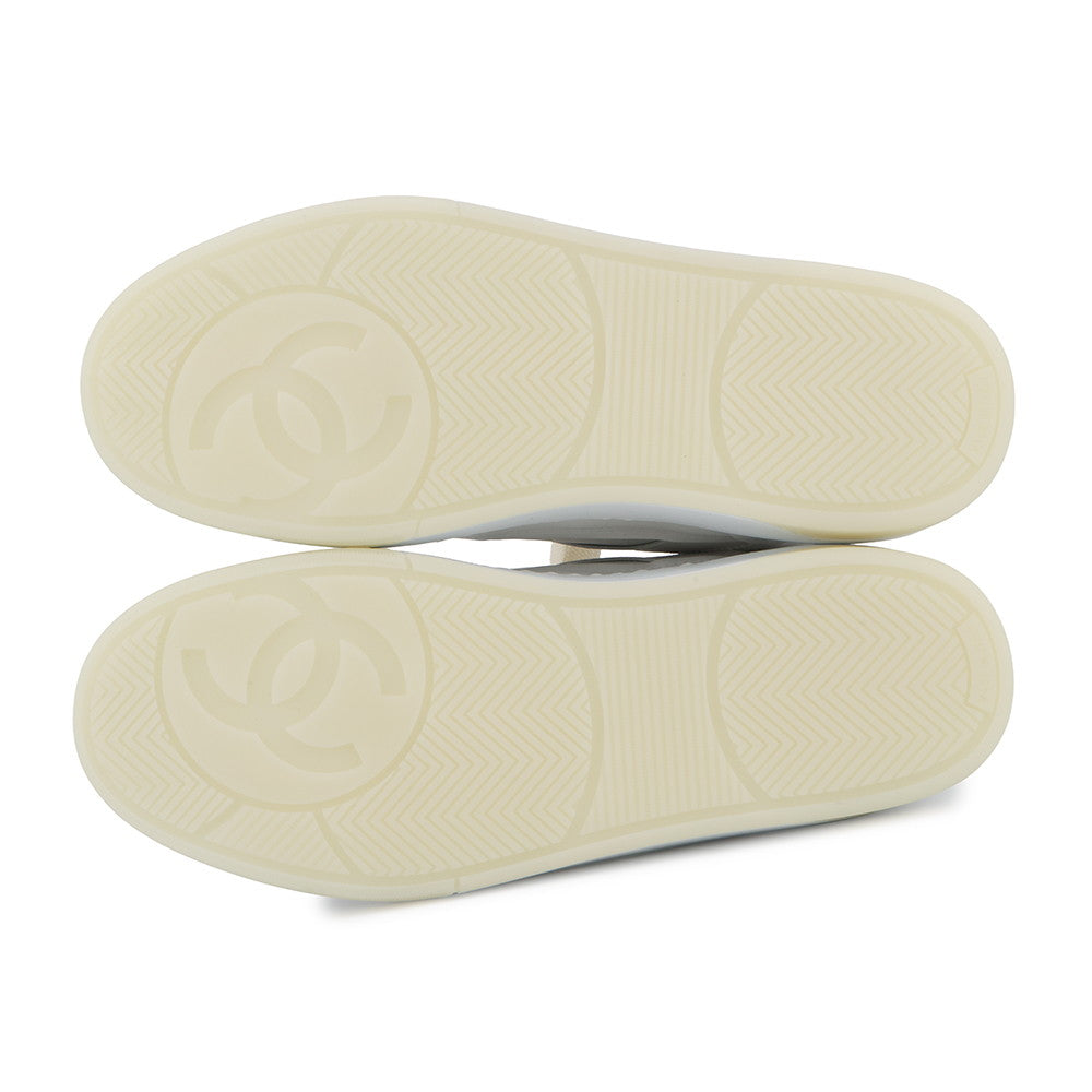CHANEL CC Logo Leather Sneakers WhiteG39978 Leather Size 38