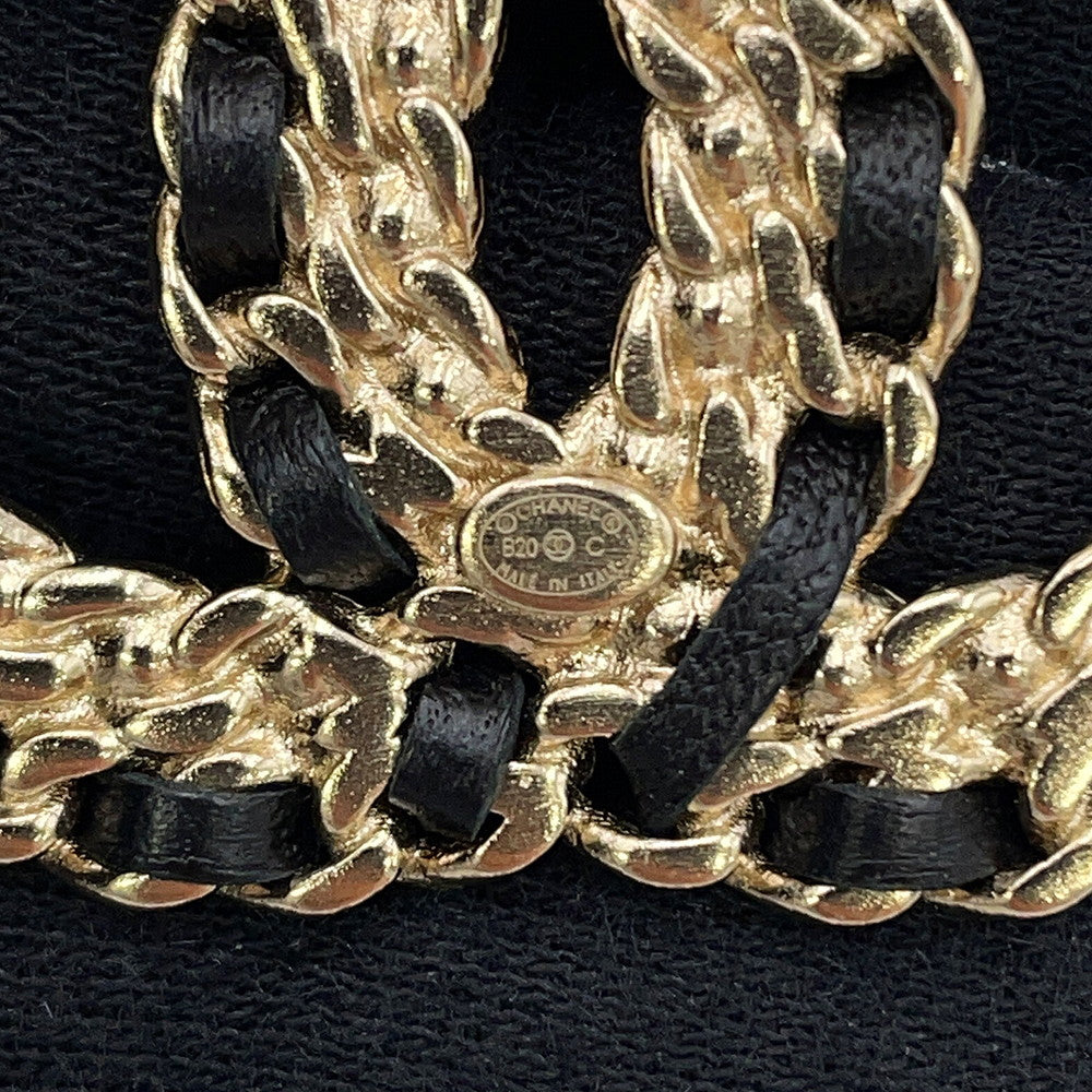 CHANEL CC Logo BroochAB2971-B01952-N5746 Metal Leather Rhinestone