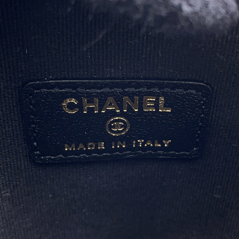 CHANEL Matelasse Heart Chain Shoulder Bag BlackAP2787 Lambskin
