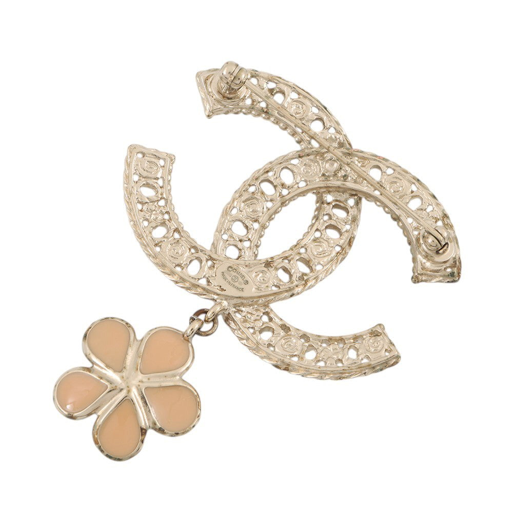 CHANEL CC Logo Clover Brooch Metal
