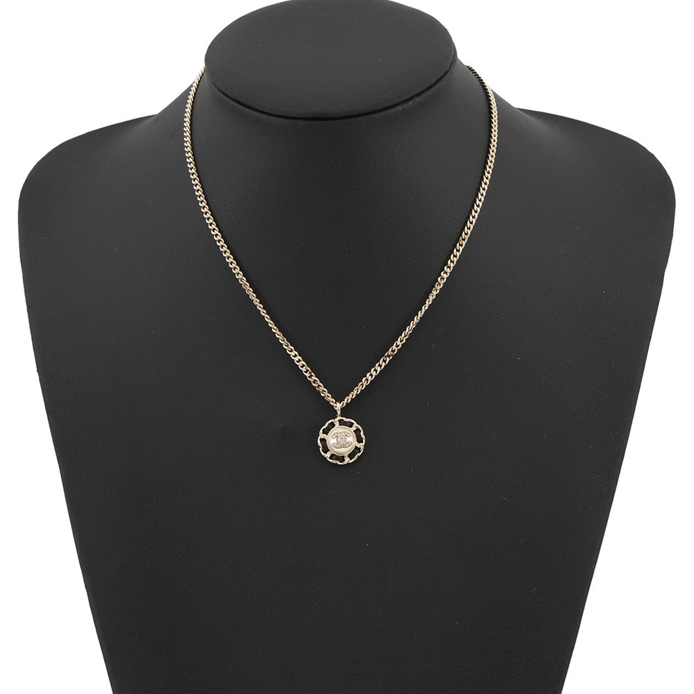 CHANEL CC Logo NecklaceABG558-B22262-U4305 Gold Plated Leather Rhinestone Faux Pearl