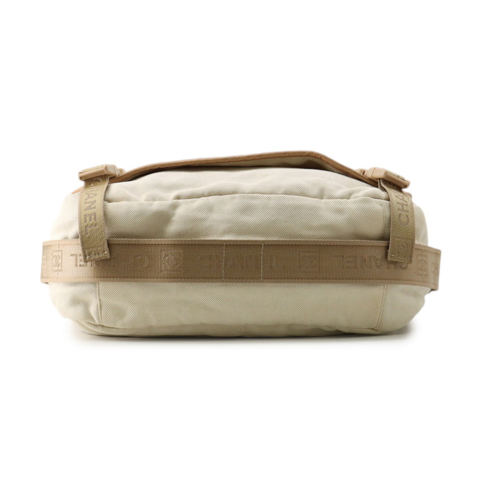 CHANEL Vintage Shoulder Bag Ivory/Beige/Brown Canvas Leather
