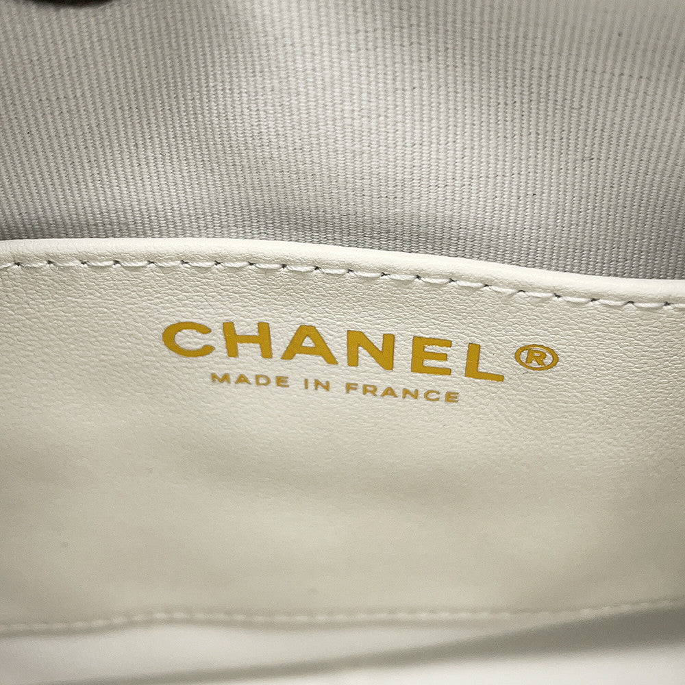 CHANEL Matelasse Camera Shoulder Bag WhiteAS2923 Lambskin Size Small