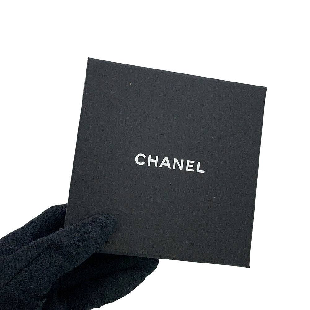 CHANEL CC Logo Bracelet Size S White/SilverABE820-B19204-NACVH Metal strass