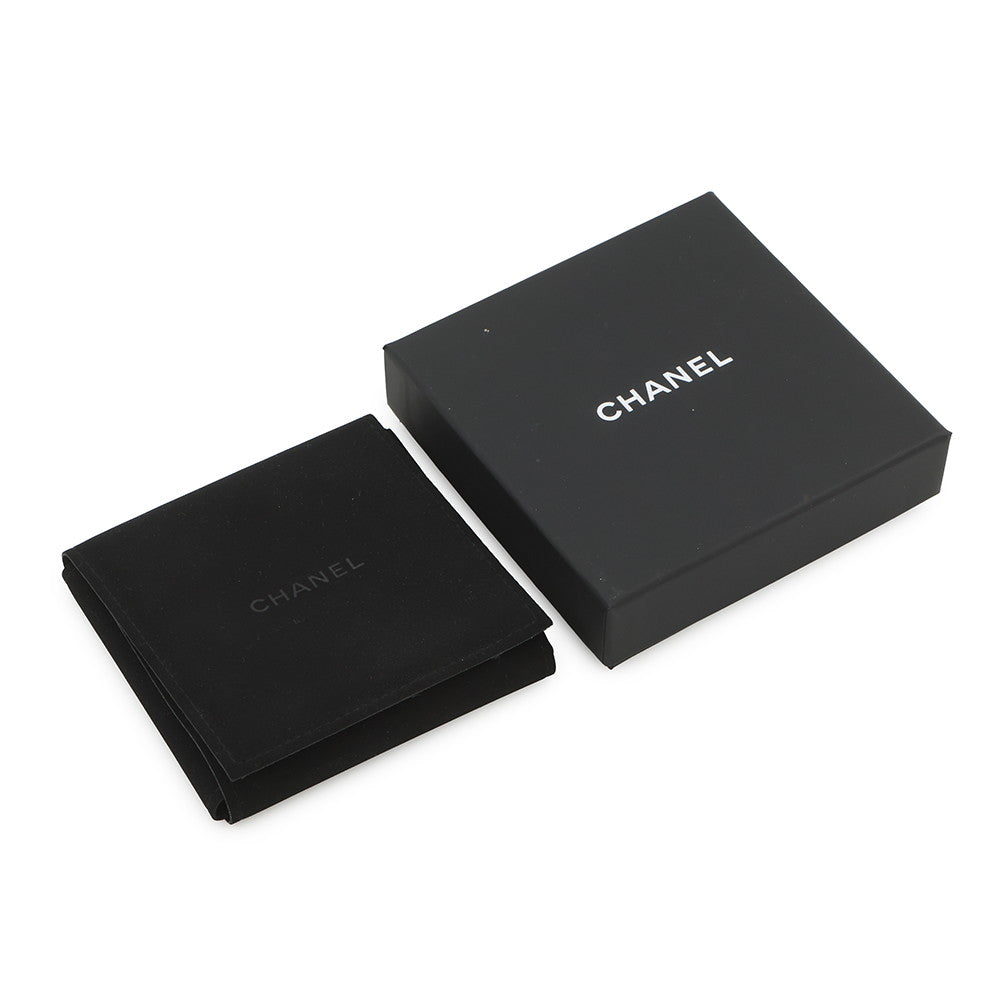 CHANEL CC Logo Bracelet Size S White/SilverABE820-B19204-NACVH Metal strass