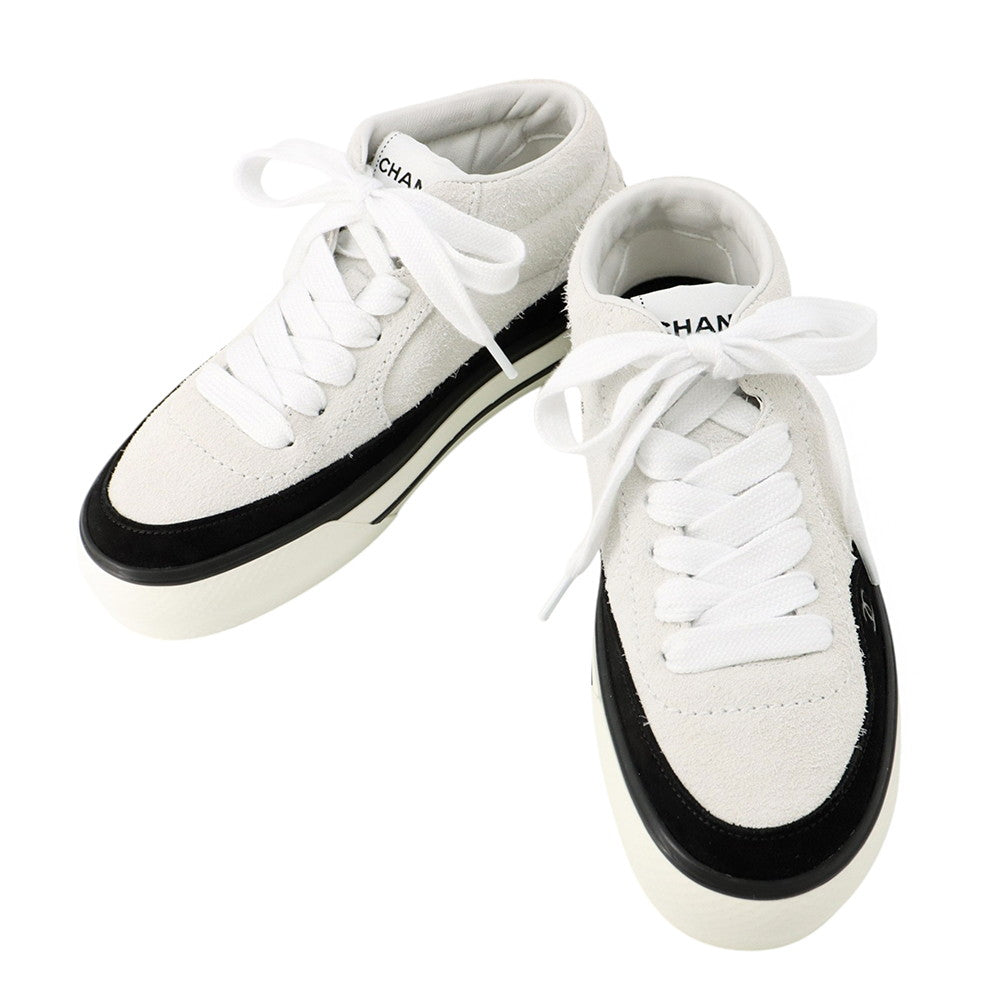 CHANEL CC Logo Sneakers Light Gray/Black/WhiteG45208 suede Size 37