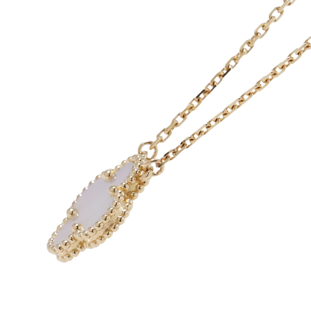 Van Cleef & Arpels Vintage Alhambra PendantVCARA45900 18K Yellow Gold