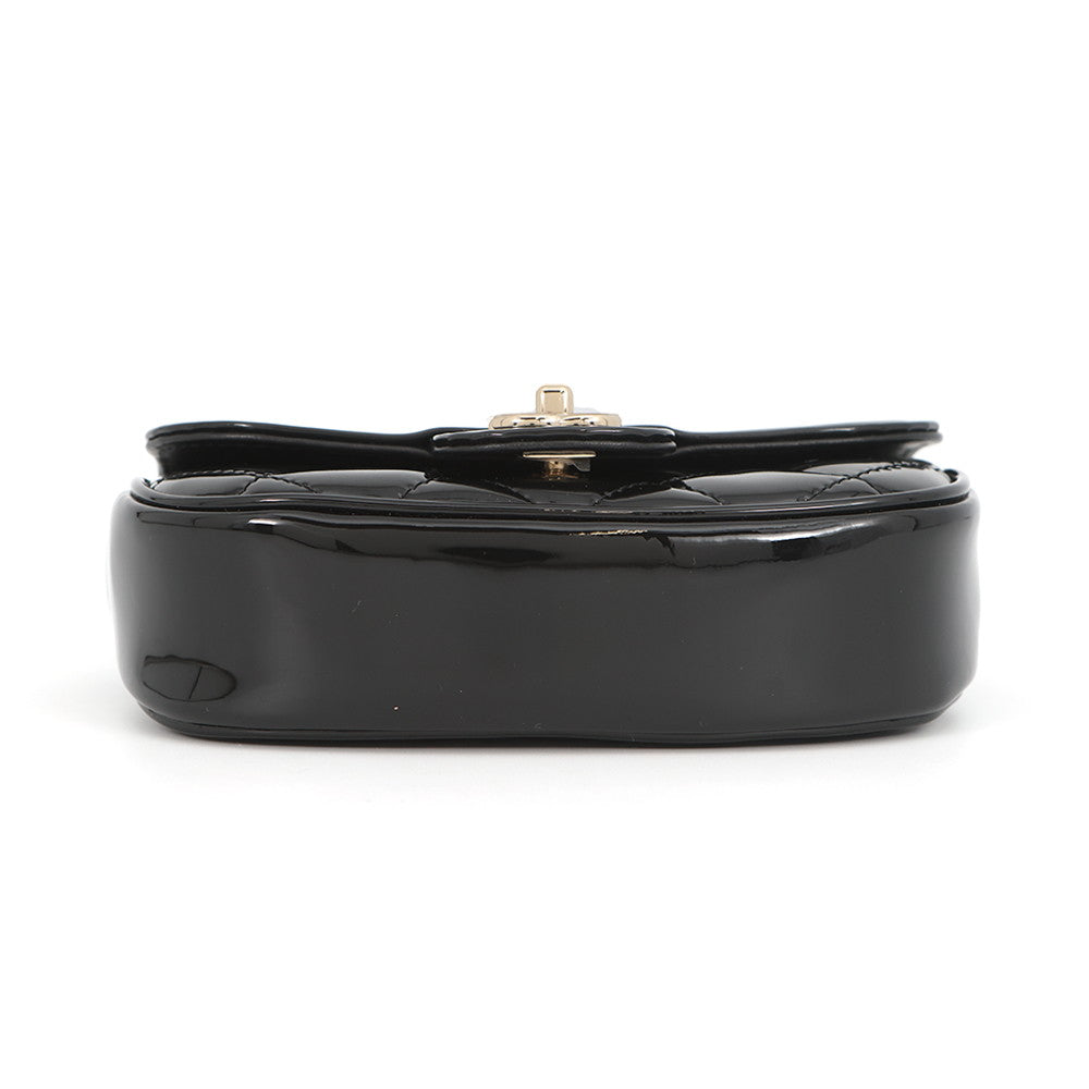 CHANEL Matelasse ChainShoulder Black Patent Leather
