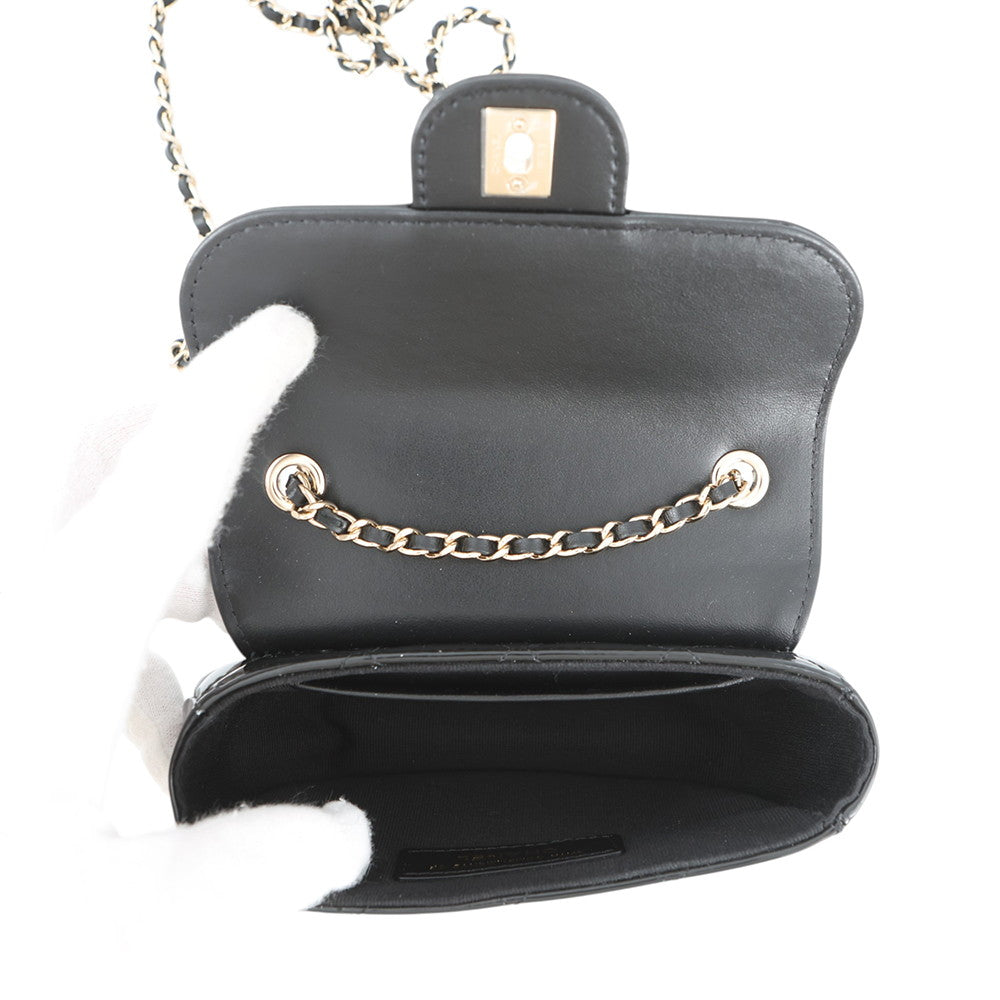 CHANEL Matelasse ChainShoulder Black Patent Leather