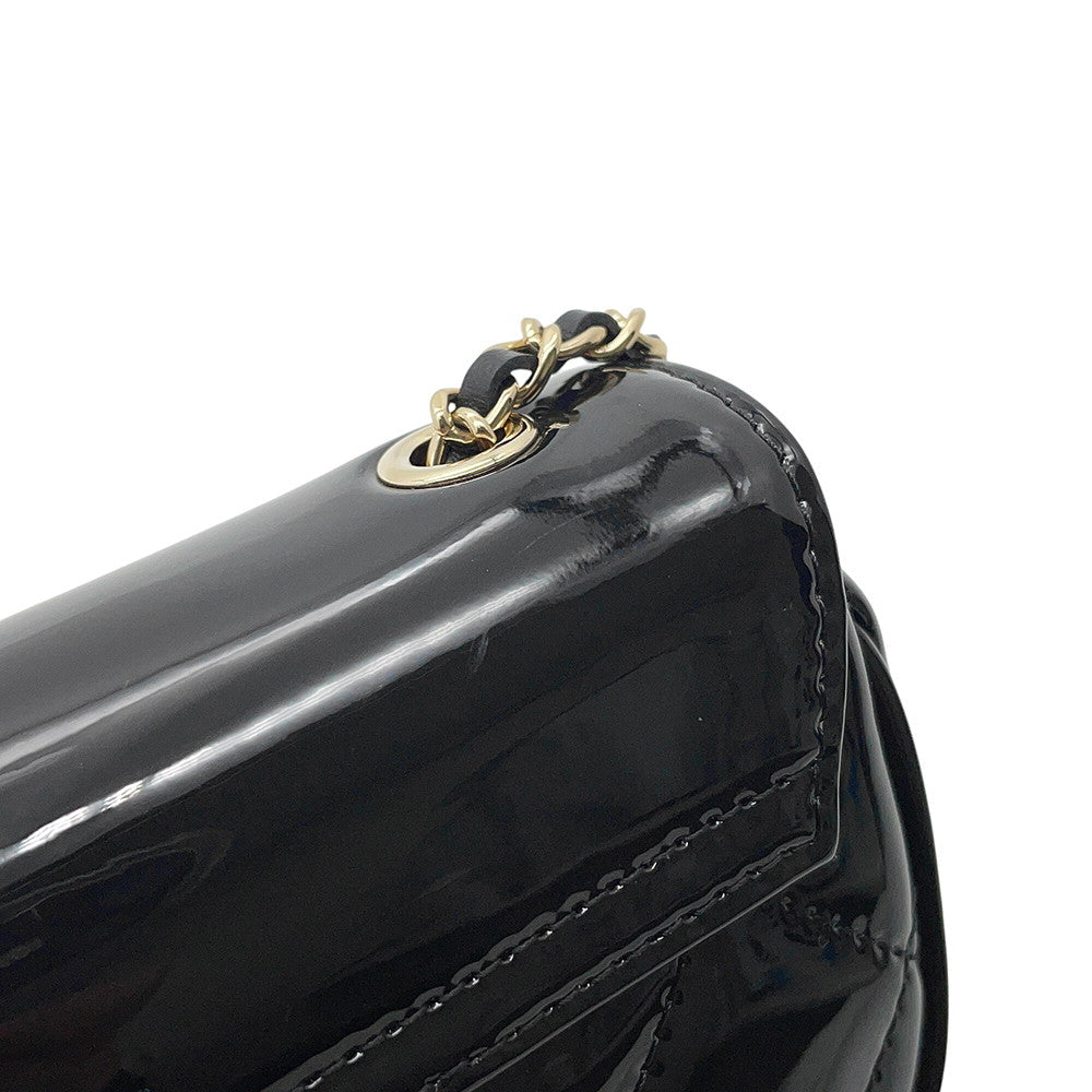 CHANEL Matelasse ChainShoulder Black Patent Leather