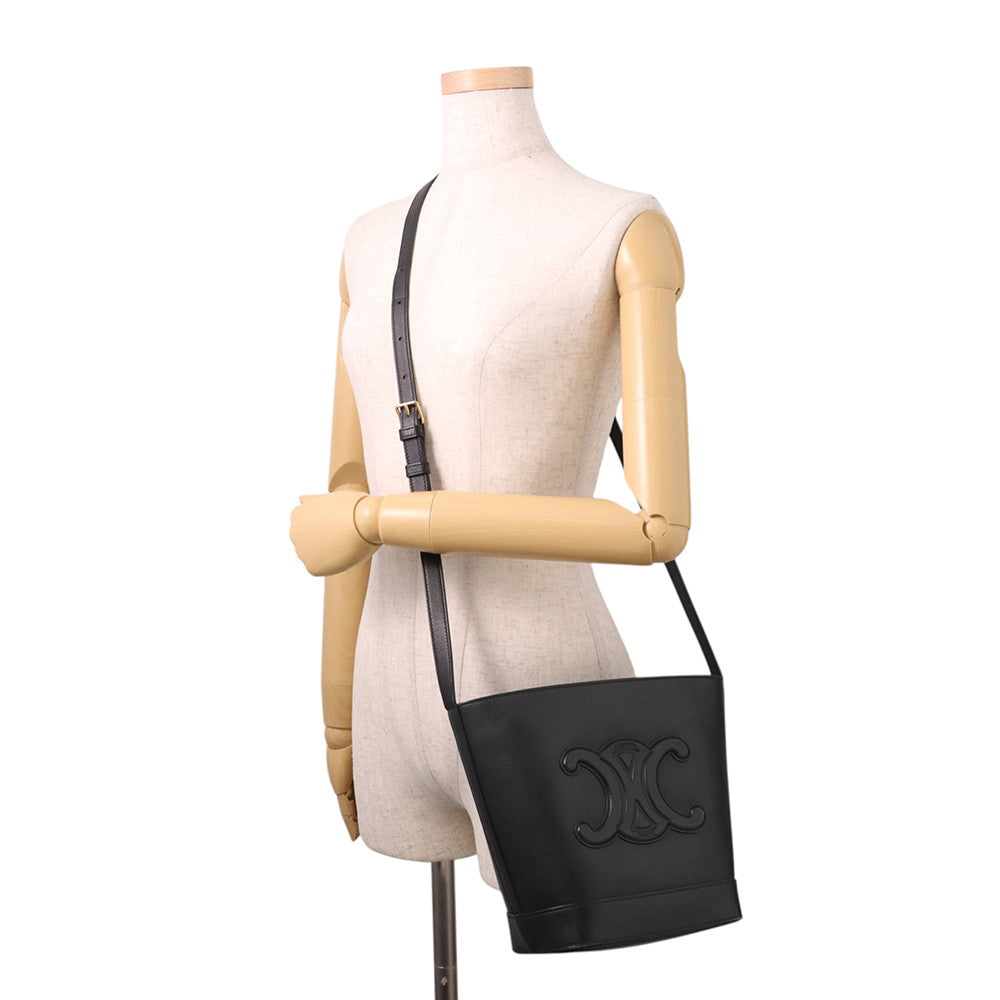 CELINE Cuir Triomphe Bucket Bag Black198243 Leather Size Small