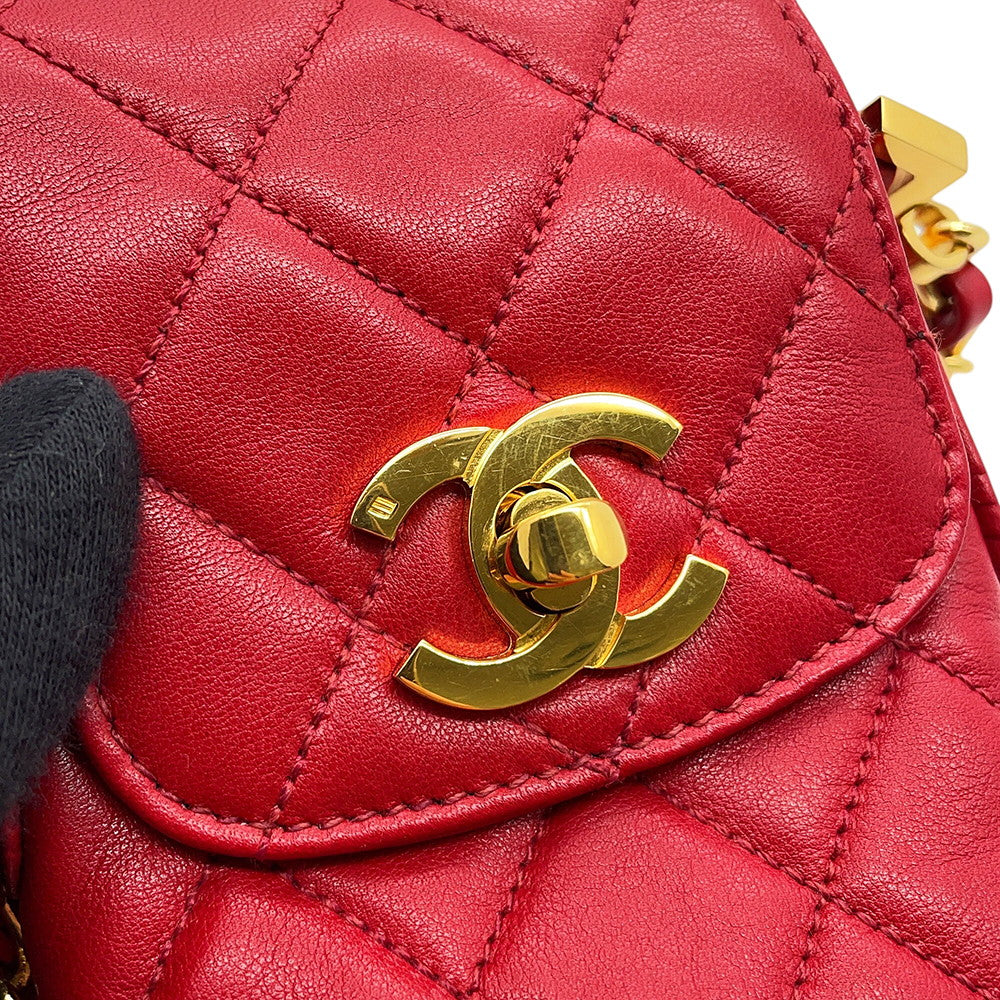 CHANEL Matelasse ChainPochette Red Lambskin