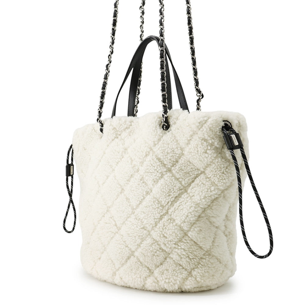 CHANEL CocoNeige ChainShoulder Bag WhiteAS0981 Pile Leather