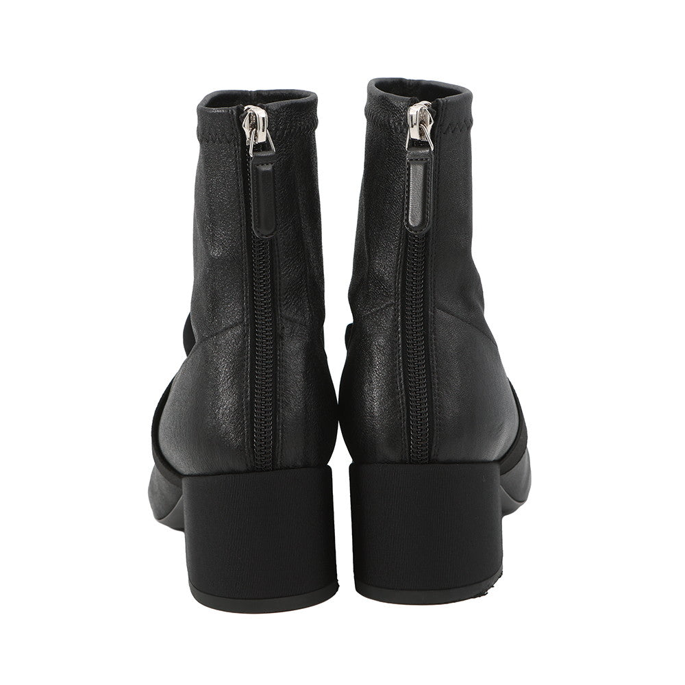 CHANEL Short boots with ribbon and CC logo BlackG40099 Leather Patent Leather Faux Pearl Size 34 C