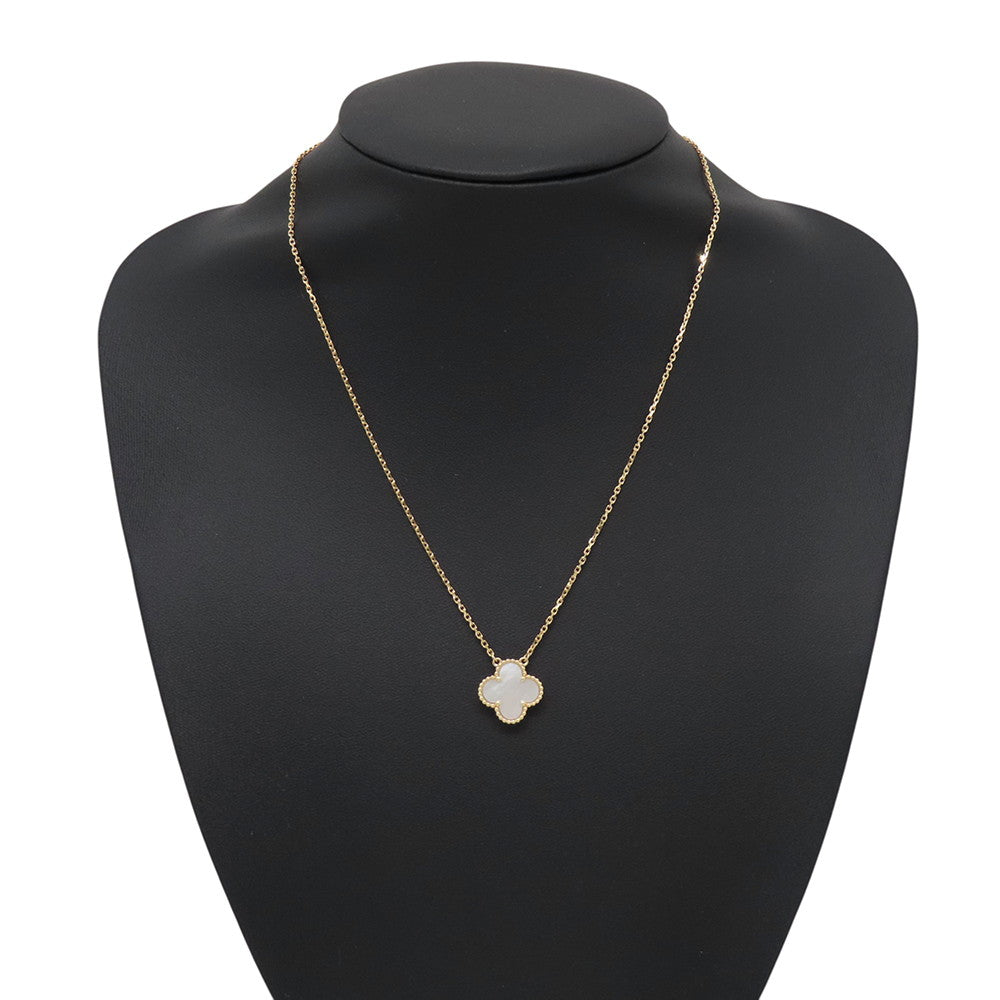 Van Cleef & Arpels Vintage Alhambra PendantVCARA45900 18K Yellow Gold
