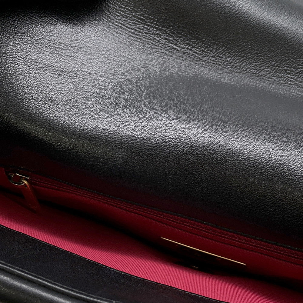 CHANEL CHANEL19 CHANEL19 Matelasse Shoulder Bag BlackAS1161 Shiny Lambskin