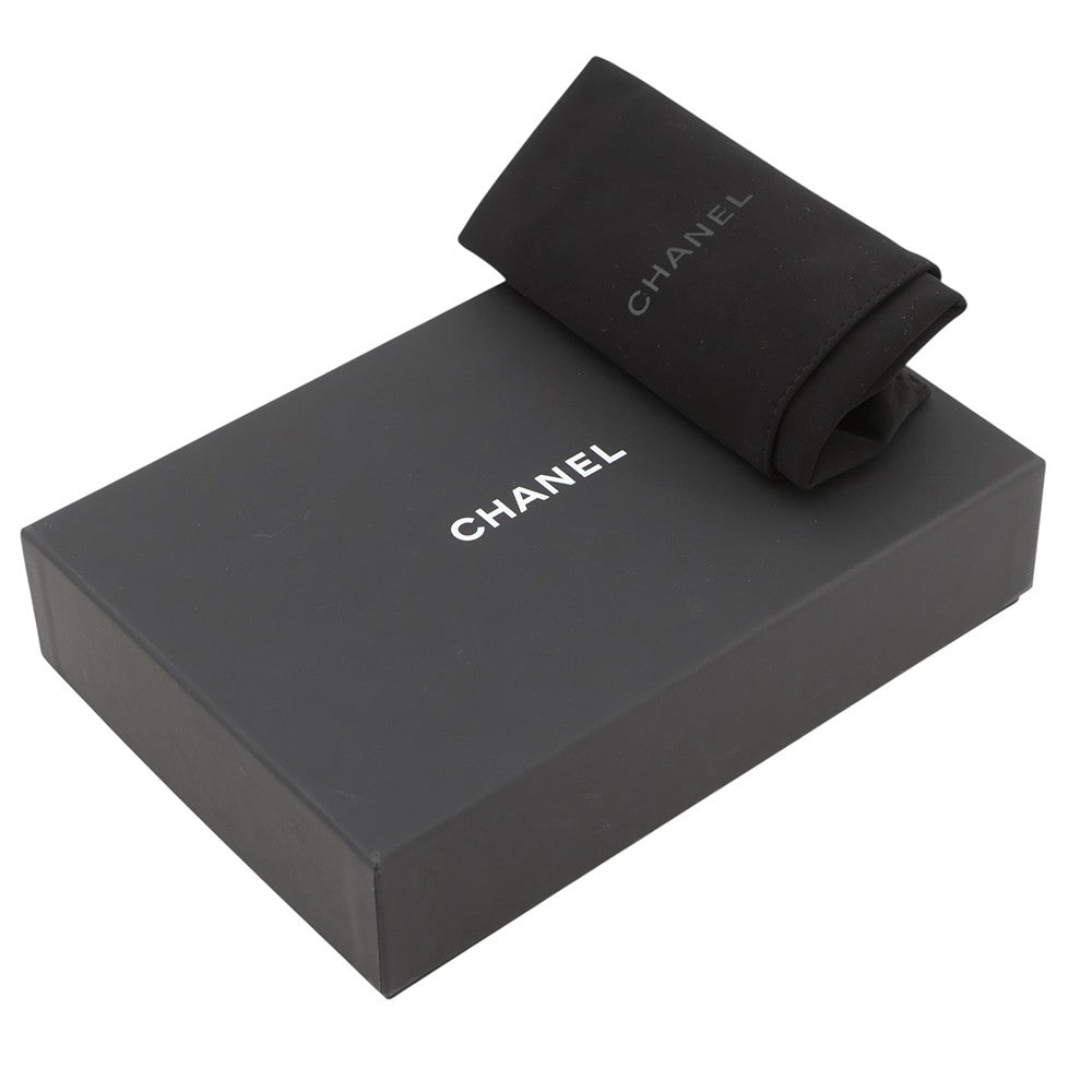CHANEL Matelasse Chain wallet WhiteAP3709 Caviar Leather
