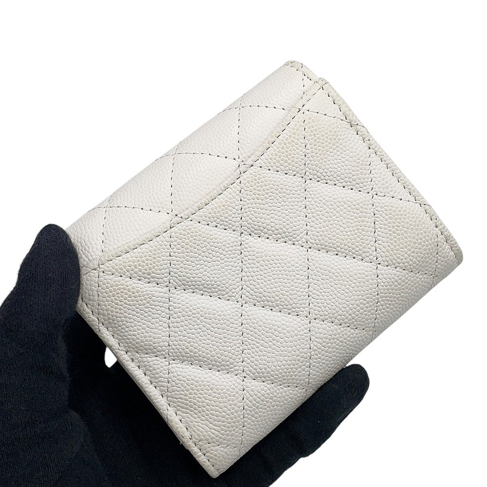 CHANEL Matelasse Timeless Classics Tri-fold Wallet WhiteAP0229 Caviar Leather