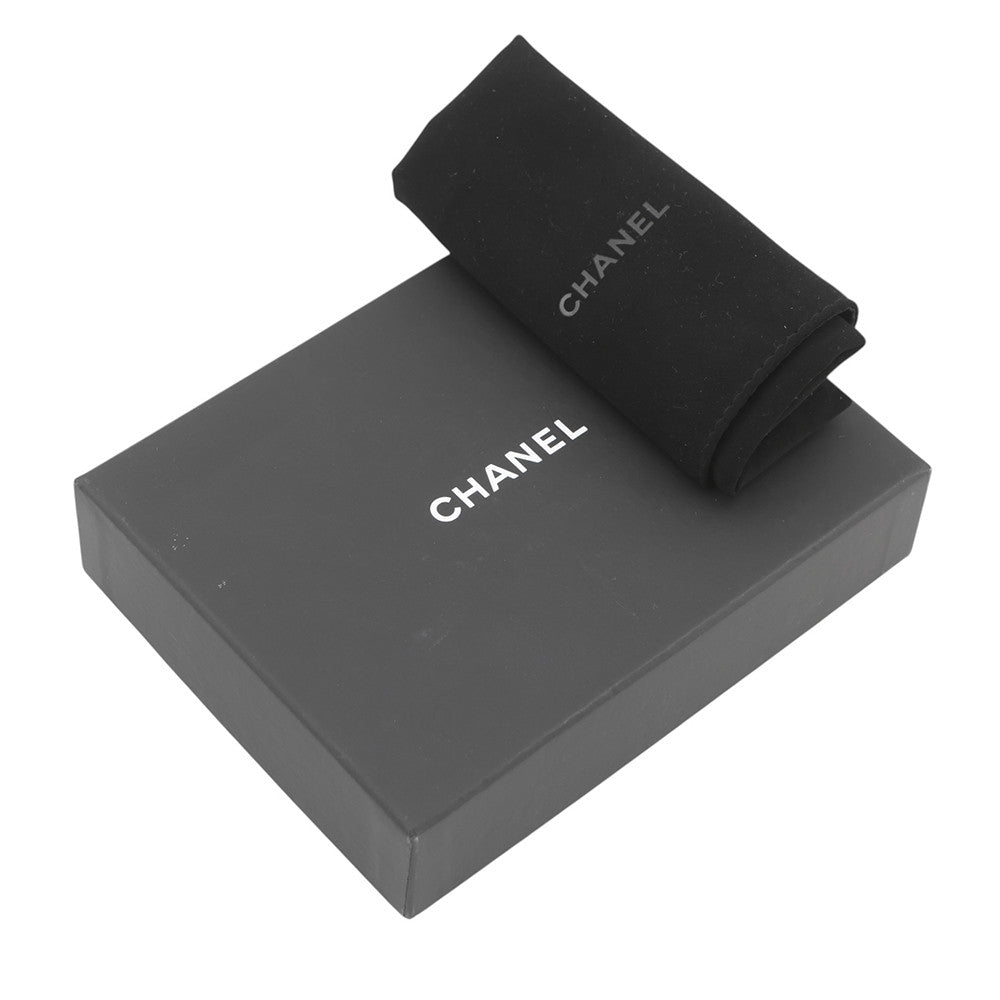 CHANEL Matelasse Timeless Classics Tri-fold Wallet WhiteAP0229 Caviar Leather