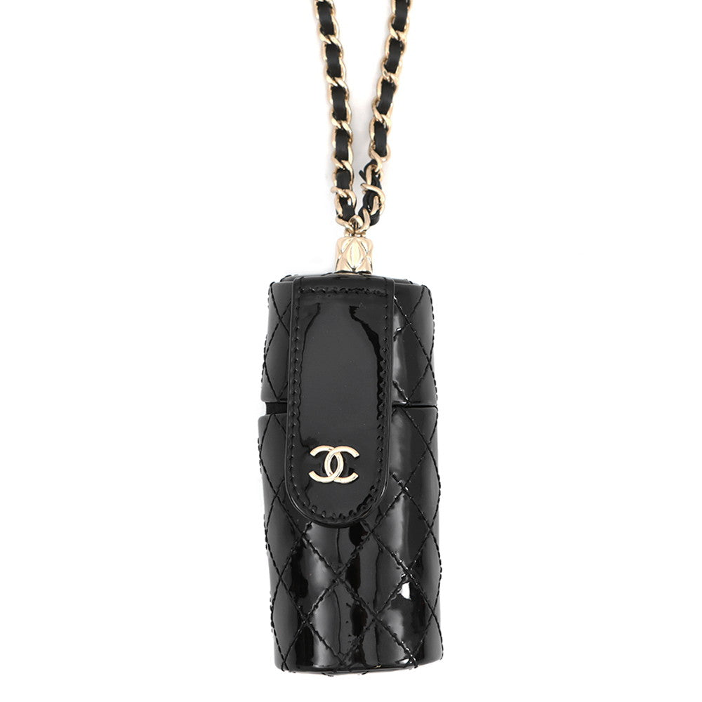 CHANEL Matelasse Lip Case BlackAP1572 Patent Leather