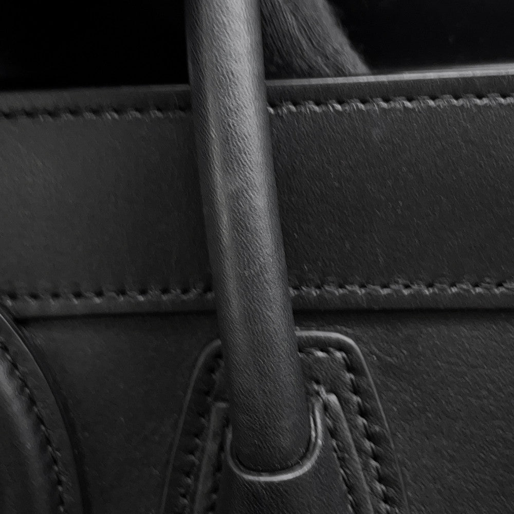 CELINE Luggage shopper Black189243 Smooth Cowhide Leather Size Nano