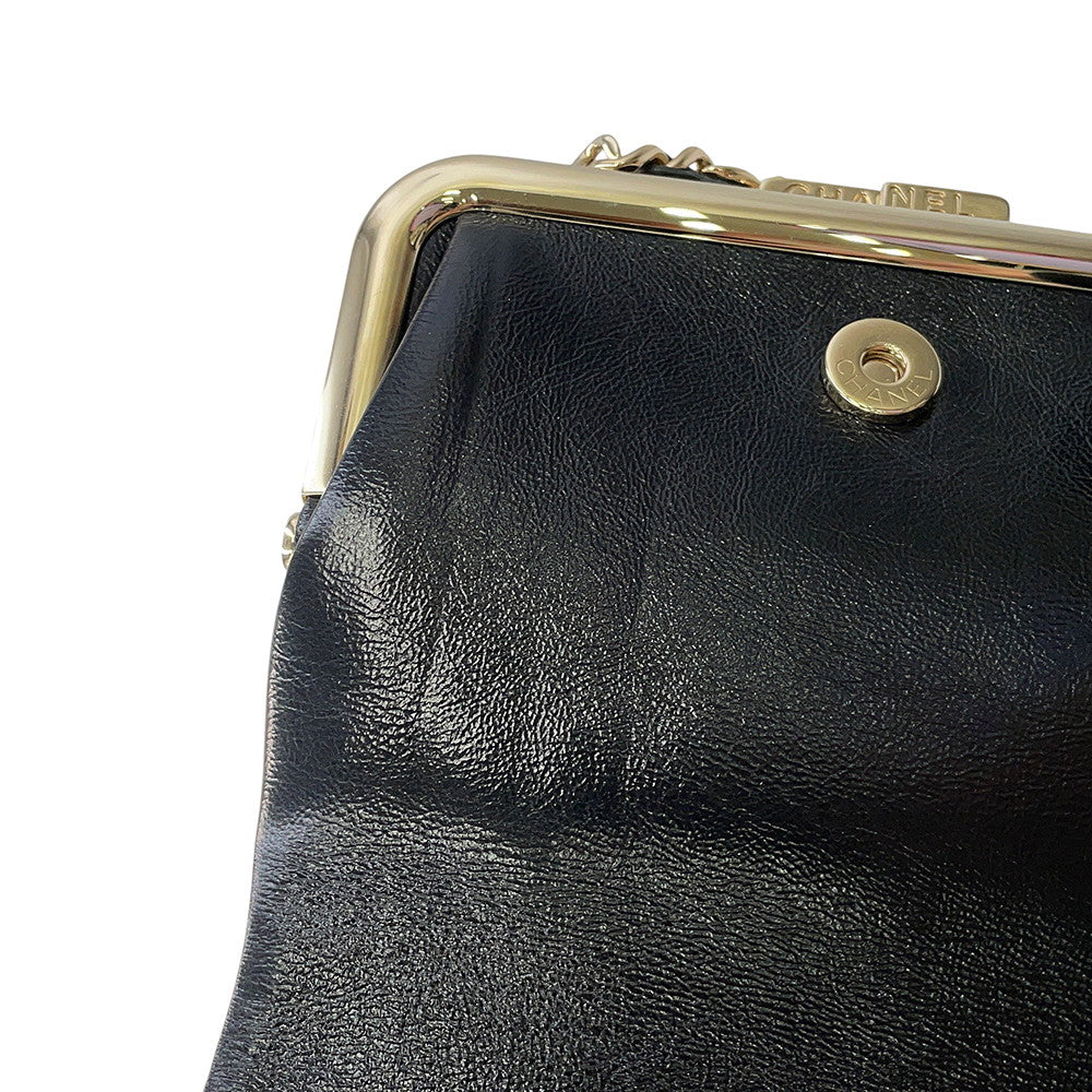CHANEL Matelasse Kiss Lock Chain Wallet Black Leather