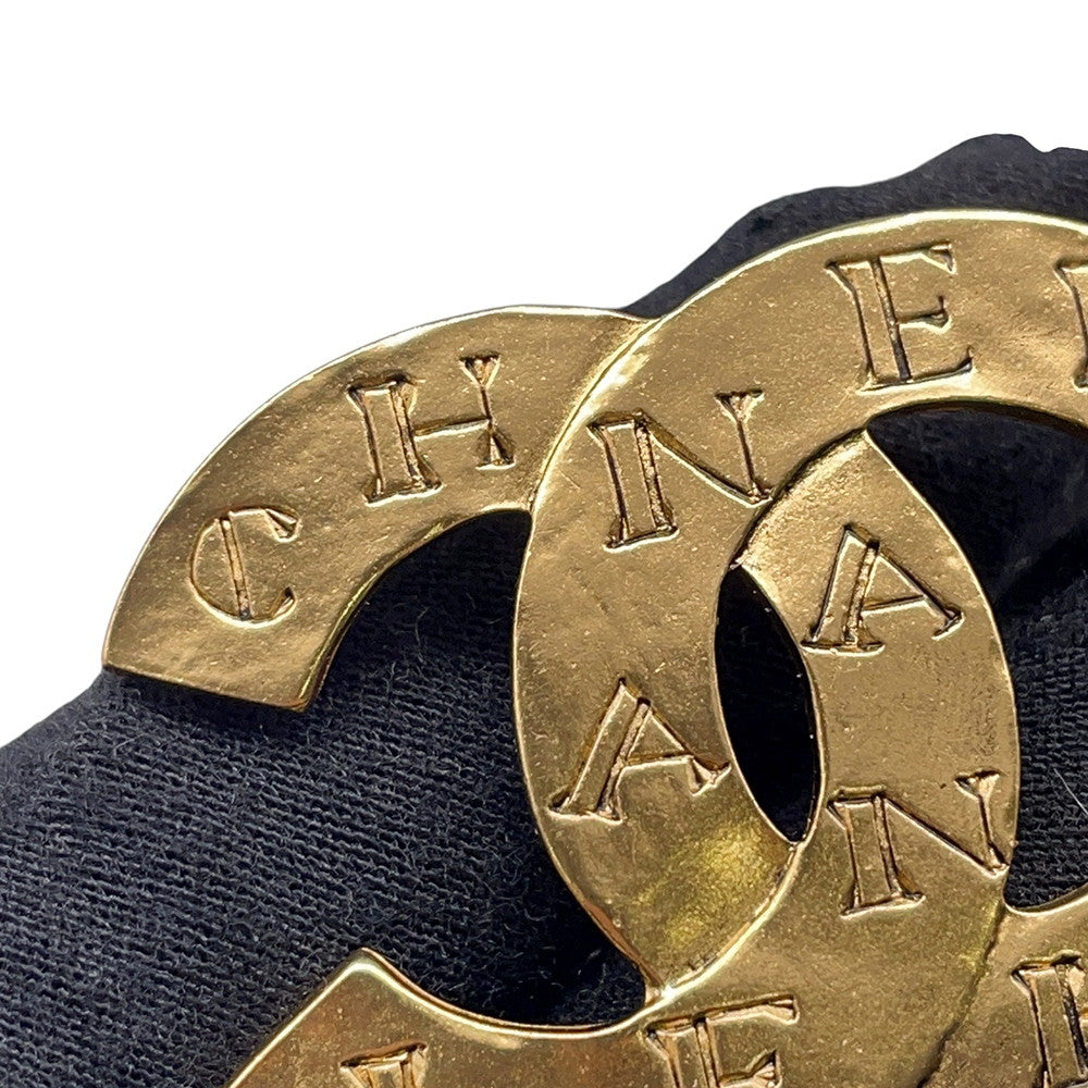 CHANEL CC Logo Brooch Metal