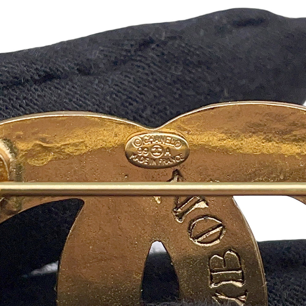CHANEL CC Logo Brooch Metal