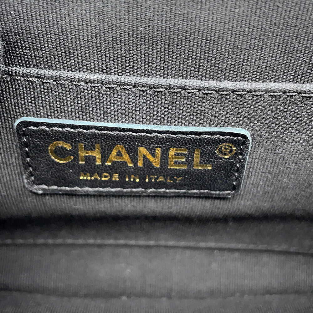 CHANEL Matelasse Top Handle 2-Way Bag BlackAS4569 Lambskin