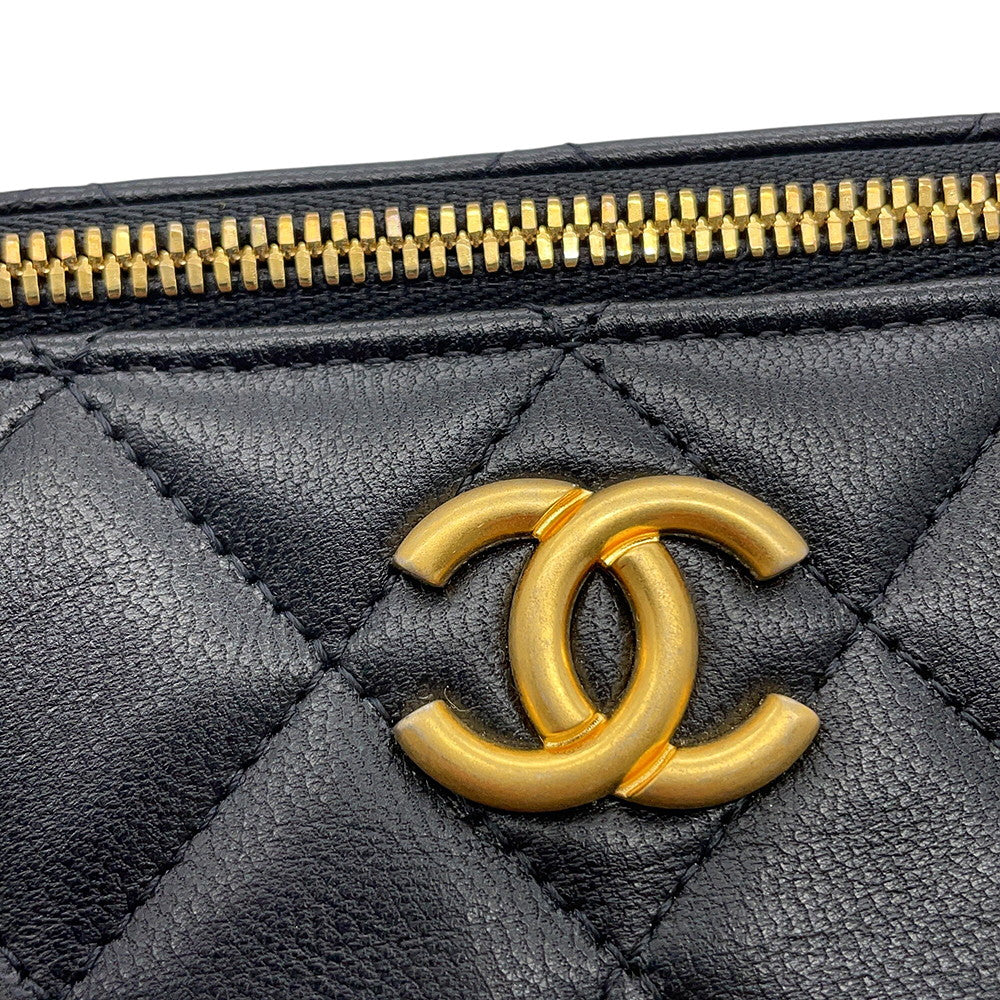 CHANEL Matelasse Vanity ChainShoulder Bag BlackAP2550 Lambskin