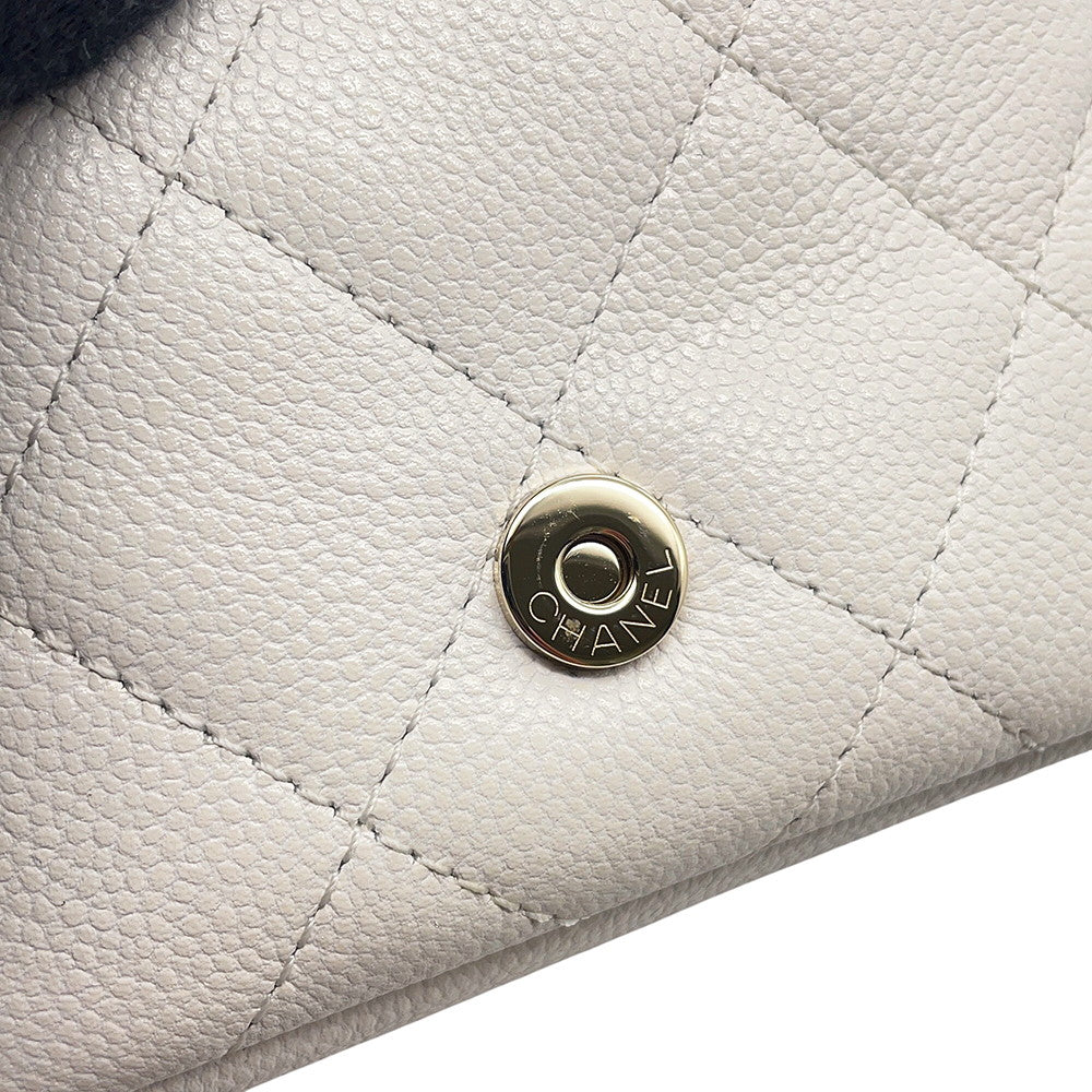 CHANEL Matelasse Multi-Pocket Backpack WhiteAS4399 Caviar Leather