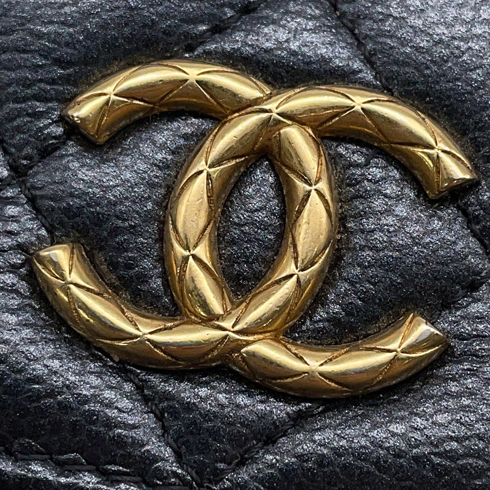 CHANEL Fawn holder GunmetalAP3482 Caviar Leather Size 17
