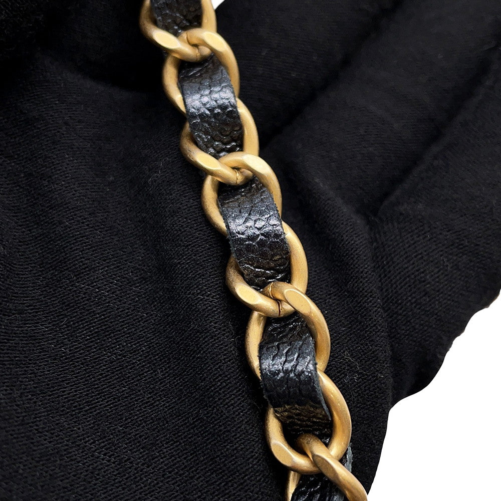 CHANEL Fawn holder GunmetalAP3482 Caviar Leather Size 17