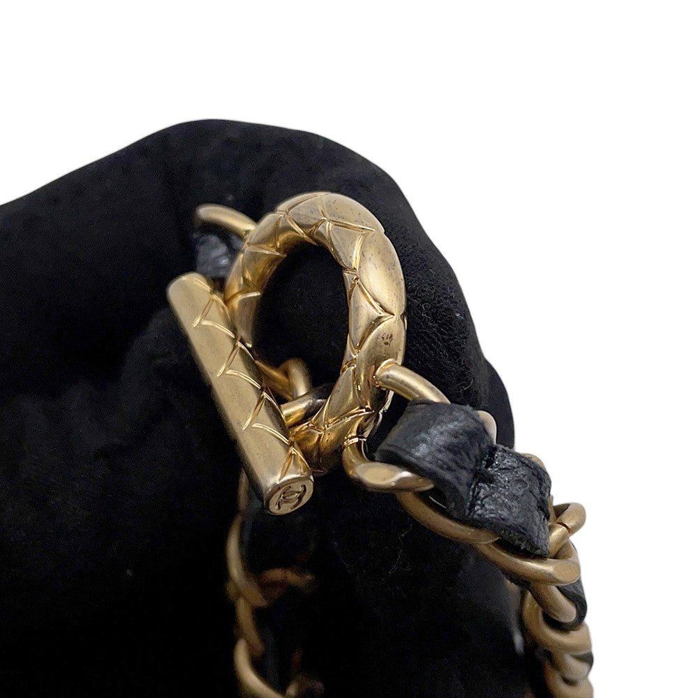 CHANEL Fawn holder GunmetalAP3482 Caviar Leather Size 17