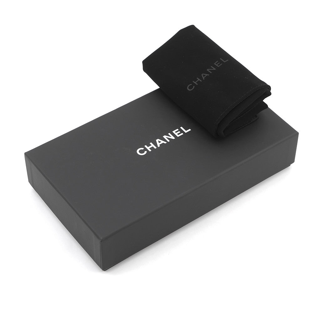 CHANEL Matelasse Chain Phone Pouch BeigeAP3047 Lambskin