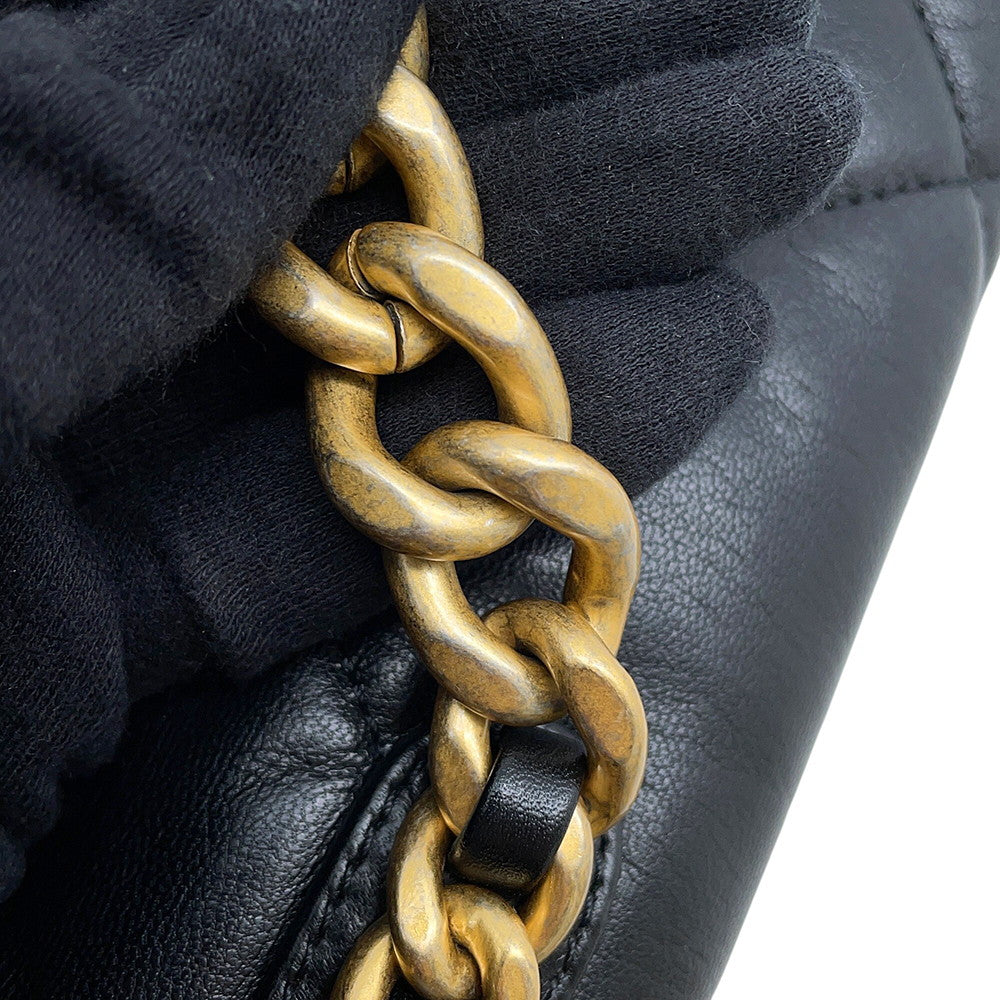 CHANEL CHANEL19 CC Logo ChainShoulder BlackAS1160 Shiny Lambskin