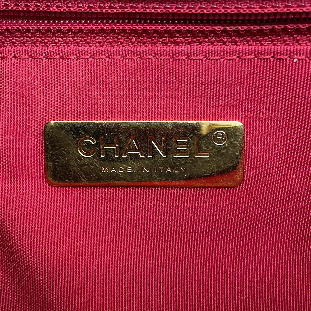 CHANEL CHANEL19 CC Logo ChainShoulder BlackAS1160 Shiny Lambskin